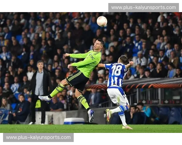 梦剧场的余晖与斑马军团的优雅：曼联vs尤文图斯，一场跨越时代的豪门博弈巅峰